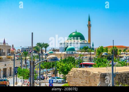 ACRO, ISRAELE, 12 SETTEMBRE 2018: Paesaggio urbano di Akko dominato dalla moschea di al Jazzar, Israele Foto Stock