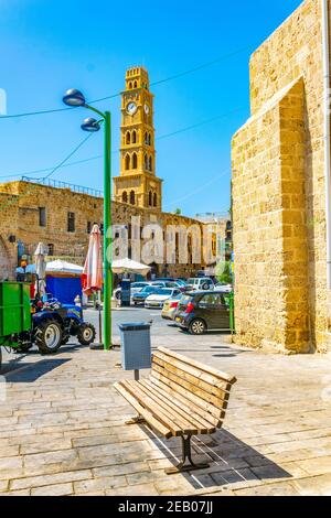 ACRO, ISRAELE, 12 SETTEMBRE 2018: La gente sta passeggiando di fronte a Khan al Umdan ad Akko, Israele Foto Stock