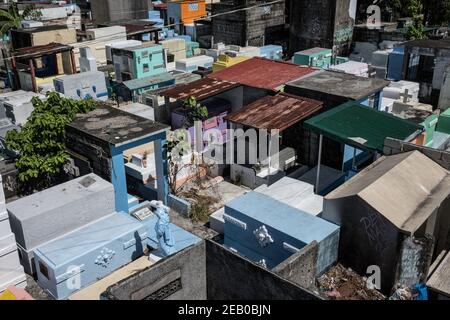 Cimitero, Manila, Filippine, vivere all'interno di un cimitero, la vita e la morte Foto Stock