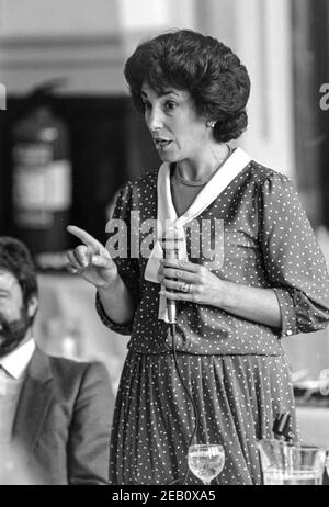 ST ALBANS - INGHILTERRA 89: Edwina Currie che parla alla Sopwell House, St Albans, Hertfordshire, Inghilterra nel 1989. Foto di Gary Mitchell Foto Stock