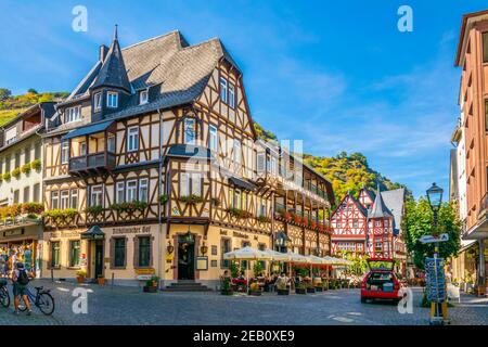 BACHARACH, GERMANIA, 16 AGOSTO 2018: Vista di una strada nel centro di Bacharach, Germania Foto Stock