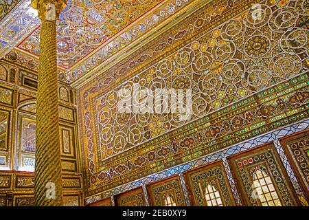 Interno della sala principale di Emarat-e Badgir / Wind Towers / Windcatchers edificio nel Palazzo Golestan, ex complesso reale Qajar a Teheran, Iran Foto Stock