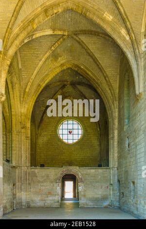 VILLENEUVE LES AVIGNON, FRANCIA, 22 GIUGNO 2017: Interno di una vecchia Certosa certosa Chartreuse de Villeneuve lez Avignon, Francia Foto Stock