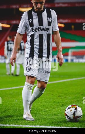 Bilbao, Paesi Baschi, Spagna. 12 Feb 2021. BHARDI (10) da Levante durante la partita semifinale di Copa del Rey tra l'Athletic Club e Levante allo stadio di San Mames. Credit: EDU del Fresno/ZUMA Wire/Alamy Live News Foto Stock