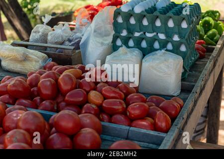 uova, mais, pomodori, manioca, manioca, farina, macinato Foto Stock