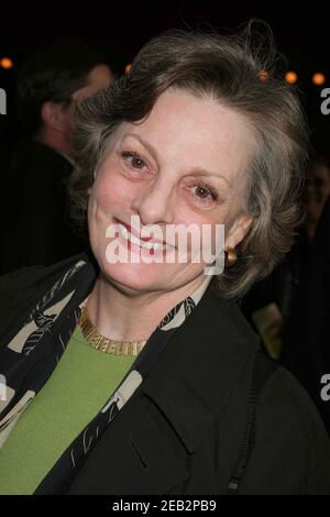 Dana Ivey partecipa alla serata di apertura della Roundabout Theatre Company, che ha prodotto "UNA Streetcar chiamata Desire" presso lo Studio 54 di New York il 26 aprile 2005. Foto: Henry McGee/MediaPunch Foto Stock