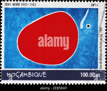 Pittura di Joan Mirò su francobollo africano Foto Stock