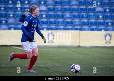 Broendby, Danimarca. 11 Feb 2021. Catherine Bott (4) di Valerenga SE visto durante il Women's Champions League Round del 32 partita tra Broendby IF e Valerenga IF al Broendby Stadium di Brondby, Danimarca. (Photo Credit: Gonzales Photo/Alamy Live News Foto Stock