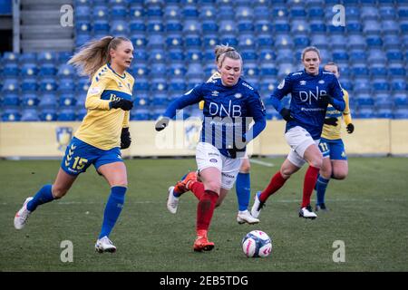 Broendby, Danimarca. 11 Feb 2021. Frederikke Lindhardt (15) di Broendby SE visto durante il Women's Champions League Round del 32 partita tra Broendby IF e Valerenga SE al Broendby Stadium di Brondby, Danimarca. (Photo Credit: Gonzales Photo/Alamy Live News Foto Stock