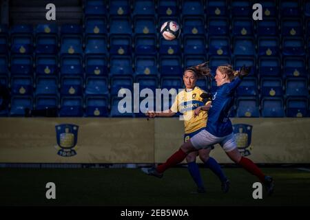 Broendby, Danimarca. 11 Feb 2021. Theresa Nielsen (8) di Broendby SE visto durante il Women's Champions League Round del 32 tra Broendby IF e Valerenga IF al Broendby Stadium di Brondby, Danimarca. (Photo Credit: Gonzales Photo/Alamy Live News Foto Stock