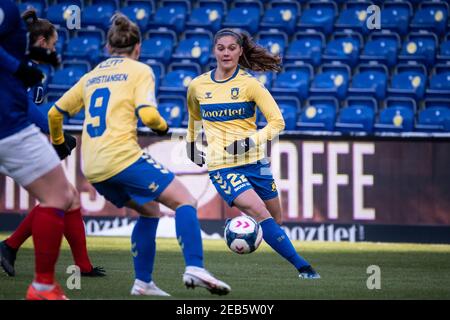 Broendby, Danimarca. 11 Feb 2021. Mille Gejl (22) di Broendby SE visto durante il Women's Champions League Round del 32 partita tra Broendby IF e Valerenga SE al Broendby Stadium di Brondby, Danimarca. (Photo Credit: Gonzales Photo/Alamy Live News Foto Stock