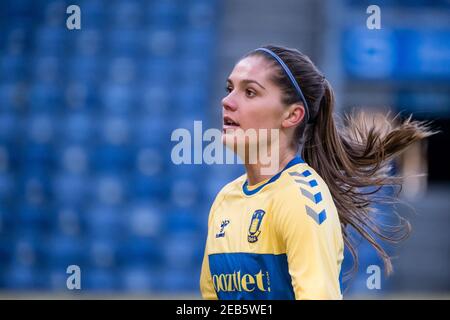 Broendby, Danimarca. 11 Feb 2021. Mille Gejl (22) di Broendby SE visto durante il Women's Champions League Round del 32 partita tra Broendby IF e Valerenga SE al Broendby Stadium di Brondby, Danimarca. (Photo Credit: Gonzales Photo/Alamy Live News Foto Stock