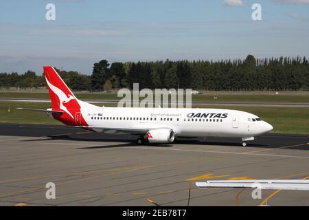 CHRISTCHURCH, NZ - MARZO 18: Qantas Jetconnect B737 Aircraft tassing il 18 Marzo 2009 all'Aeroporto Internazionale di Christchurch. Nel 2009, il Qantas è stato votato Foto Stock