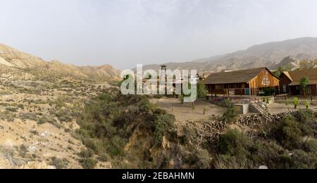 Tabernas, Spagna - 6 Febbraio, 2021: Film occidentale Set città fantasma nel deserto Tabernas in Andalusia Foto Stock