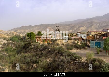 Tabernas, Spagna - 6 Febbraio, 2021: Film occidentale Set città fantasma nel deserto Tabernas in Andalusia Foto Stock