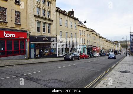 Bristol Park Street con i negozi e le aziende della strada chiusa a causa del blocco causato dalla pandemia di covid-19, Regno Unito Foto Stock