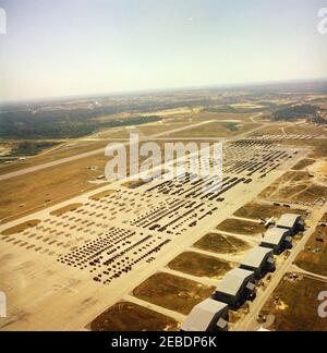 Viaggio in Carolina del Nord: Vedute aeree, Fort Bragg, Carolina del Nord. Vista aerea della base dell'aeronautica militare di Fort Pope, Fort Bragg, Carolina del Nord. Foto Stock