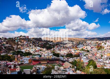 Vista panoramica sulla città di Guanajuato, Stato di Guanajuato, Messico Foto Stock