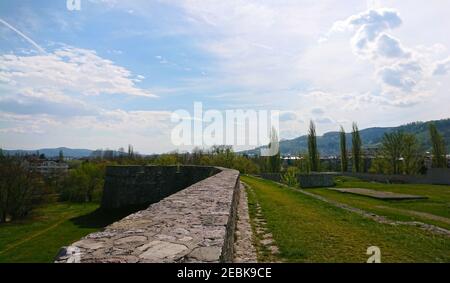 Fortezza Kastel a Banja Luka, Bosnia-Erzegovina, una delle principali attrazioni della città, situato sulla riva sinistra del fiume Vrbas nel centro della città Foto Stock