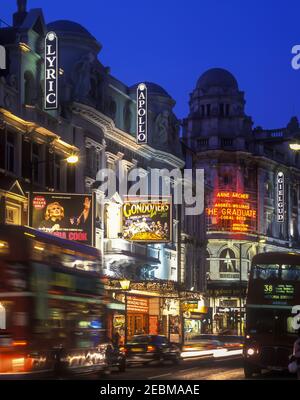 2001 LIRICA STORICA APOLLO GIELGUD QUEENS TEATRI SHAFTSBURY AVENUE WEST FINE LONDRA INGHILTERRA REGNO UNITO Foto Stock