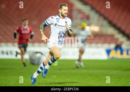 Gloucester, Regno Unito. 12 Feb 2021. LUKE MORAHAN n. 14 della Bristol Bears a Gloucester, Regno Unito, il 2/12/2021. (Foto di Gareth Dalley/News Images/Sipa USA) Credit: Sipa USA/Alamy Live News Foto Stock