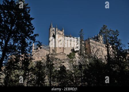 Una vista dell'Alcazar a Segovia in Spagna. Da una serie di vedute generali di Segovia in Spagna. Foto Stock