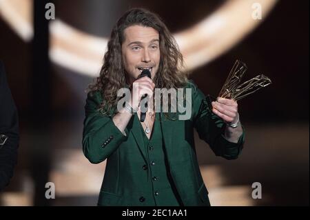 Julien Dore riceve il premio per la migliore creazione audiovisiva dell'anno durante il 36° Victoires de la Musique alla Seine musicale il 12 febbraio 2021 a Boulogne-Billancourt, Francia. Foto di David Niviere/ABACAPRESS.COM Foto Stock