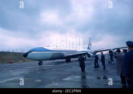 Servizi funerari per la Sig.ra Eleanor Roosevelt, Hyde Park, New York. Vista dell'Air Force One alla base dell'aeronautica Stewart di Newburgh, New York; il presidente John F. Kennedy si recò ad Hyde Park, New York, per assistere ai funerali di Eleanor Roosevelt. Foto Stock