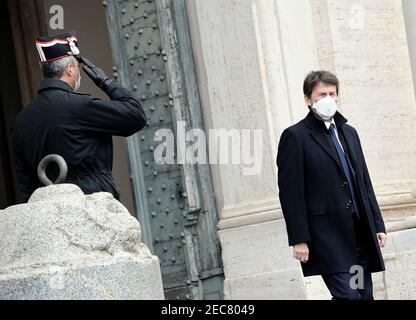 2/13/2021 - Dario Franceschini, nominato Ministro della Cultura nel nuovo governo di Mario Draghi, lascia il Quirinale dopo la cerimonia di giuramento (Foto di IPA/Sipa USA) Foto Stock