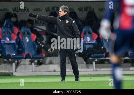 Bologna, Italia. 12 Feb 2021. Bologna, Italia, stadio Renato Dall'Ara, 12 febbraio 2021, Filippo Inzaghi (Coach Benevento Calcio) durante il FC Bologna vs Benevento Calcio - Calcio italiano Serie A match Credit: Alessio Marini/LPS/ZUMA Wire/Alamy Live News Foto Stock