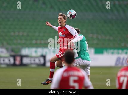 Brema, Germania. Firo: 13.02.2021 Calcio, stagione 2020/21 1 Bundesliga: SV Werder Bremen - SC Freiburg duelli, Nils Petersen | Use worldwide Credit: dpa/Alamy Live News 2021 Foto Stock