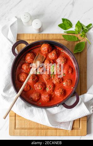 Polpette di manzo tritato Marinara e salsa di pomodoro, piatto Foto Stock