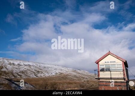 Blea Moor casella segnale vicino a Ribblehead nel Yorkshire Dales National Park. Inghilterra, Regno Unito Foto Stock