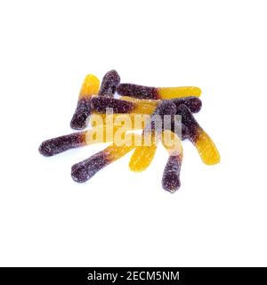 Vermi acide gelatinosi multicolore isolati su sfondo bianco. Dolci deliziosi Foto Stock