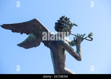 Angel suona una tromba curva, Angel Musicians (Museo Millesgården) Lidingö, Svezia Foto Stock