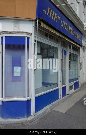 Wien, Alser Straße 36, aufgelassenes Geschäft, Musikhaus Foto Stock