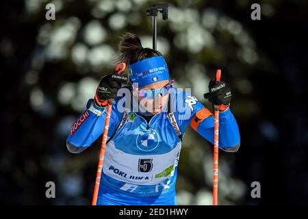 Pokljuka, Slovenia. 14 Feb 2021. Biathlon: Campionato del mondo, Pursuit 10 km, donne: Lisa Vittozzi dall'Italia. Credit: Sven Hoppe/dpa/Alamy Live News Foto Stock