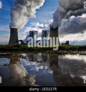 Centrale elettrica alimentata a lignite di Neurath, unità F e G, la più grande centrale elettrica in Germania, Grevenbroich, Renania settentrionale-Vestfalia, Germania Foto Stock