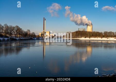 Kraftwerk Datteln am Dortmund-EMS-Kanal in Datteln, Nordrhein-Westfalen, Deutschland, Europa | Datteln centrale a carbone Datteln, Nord Reno-We Foto Stock