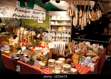 Bancarella di cibo al Real Food Market, Londra Foto Stock