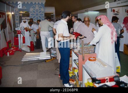 Arabia Saudita Busy fiera commerciale Foto Stock