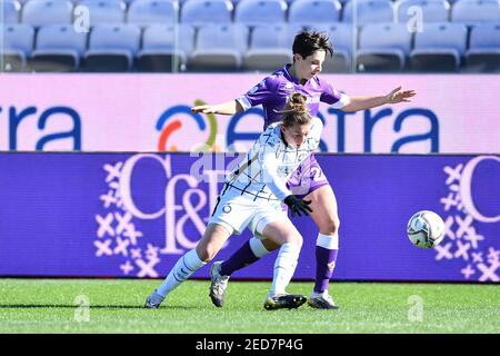 Veronica Boquete (AC Milan) and Sara Baldi (ACF Fiorentina Femminile)  during AC Milan vs ACF Fiorentina fem - Photo .LiveMedia/Francesco  Scaccianoce Stock Photo - Alamy