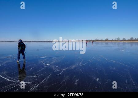 Pattinaggio sul ghiaccio al Beulakerwijde in Olanda Foto Stock