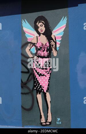 I graffiti di Amy Winehouse sulla parete a Camden Town Londra UK Foto Stock