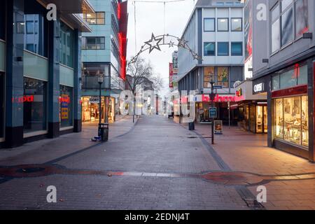 23.12.2020, Essen, Renania Settentrionale-Vestfalia, Germania - Essen centro città in tempi della crisi di Corona durante il secondo blocco il giorno prima del CHRI Foto Stock