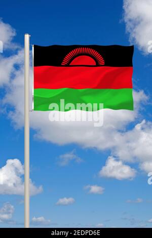 Bandiera del Malawi contro il cielo azzurro nuvoloso, Malawi Foto Stock