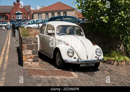 Parcheggio Volkswagen Beatle auto VW Foto Stock