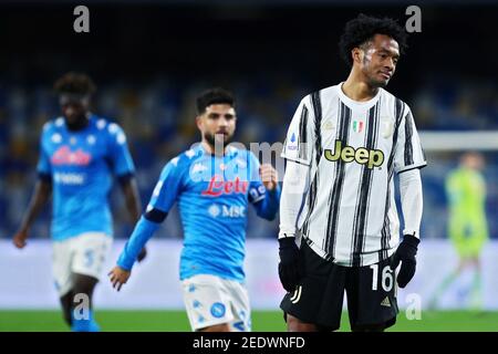 Juan Cuadrado della Juventus reagisce durante il campionato italiano Serie Una partita di calcio tra SSC Napoli e Juventus FC / LM Foto Stock