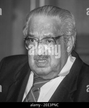 WASHINGTON, DC, USA, 28 GIUGNO 1991 - Corte Suprema Giustizia Thurgood Marshall, durante la conferenza di notizie di pensione, tenuta alla Corte Suprema Foto Stock