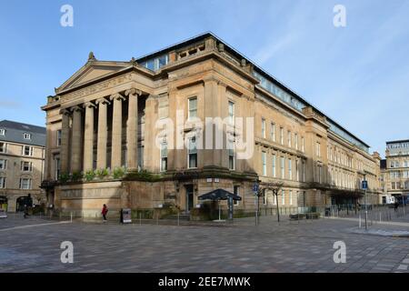 Il Citation Taverne & Restaurant si trova all'interno dell'ex edificio storico Sheriff Court nel cuore della trafficata Merchant City di Glasgow. Foto Stock